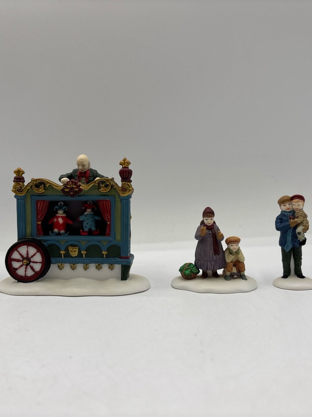 Department 56 1992 Vintage Heritage Village The Old Puppeteer Set Of 3 5802-5